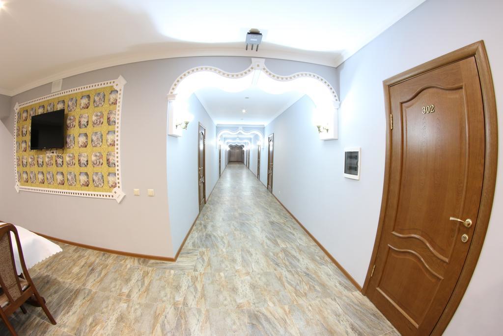 Sky Luxe Hotel Akmola Esterno foto