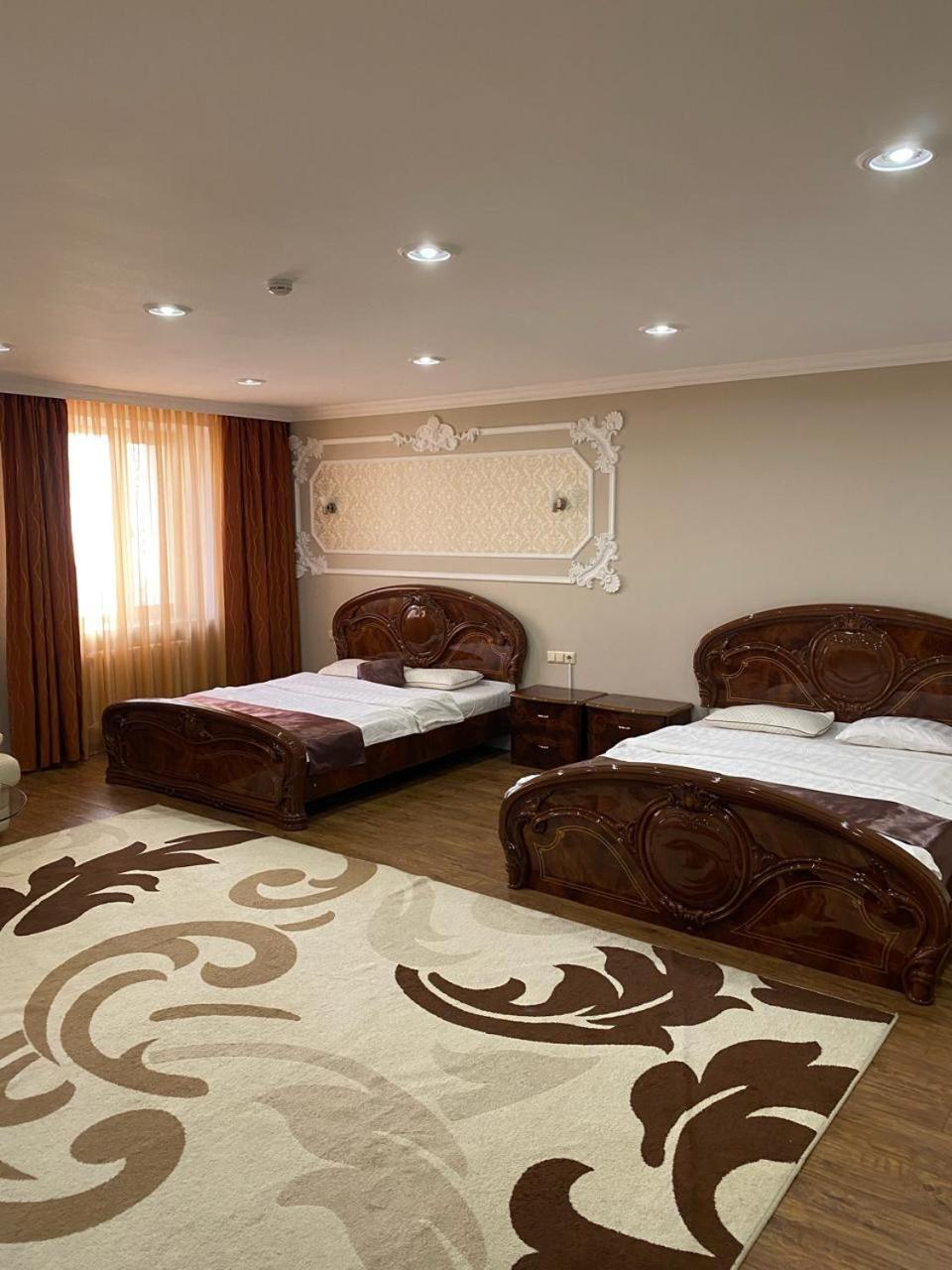 Sky Luxe Hotel Akmola Esterno foto