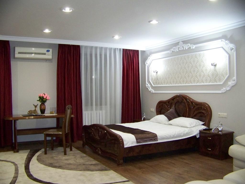 Sky Luxe Hotel Akmola Esterno foto